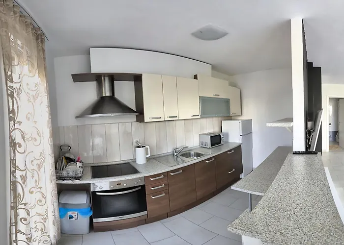 Znjan beachfront apartments Split Appartement *